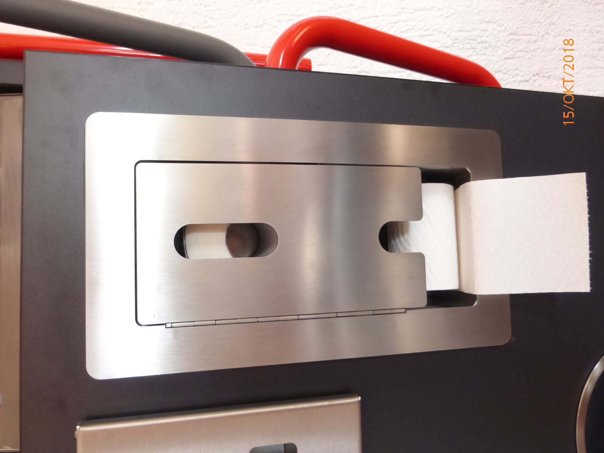 Rollenspender flächenbündig