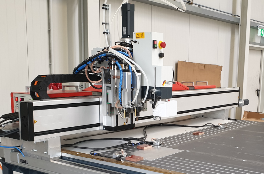 Bolzenschweißmaschine CNC